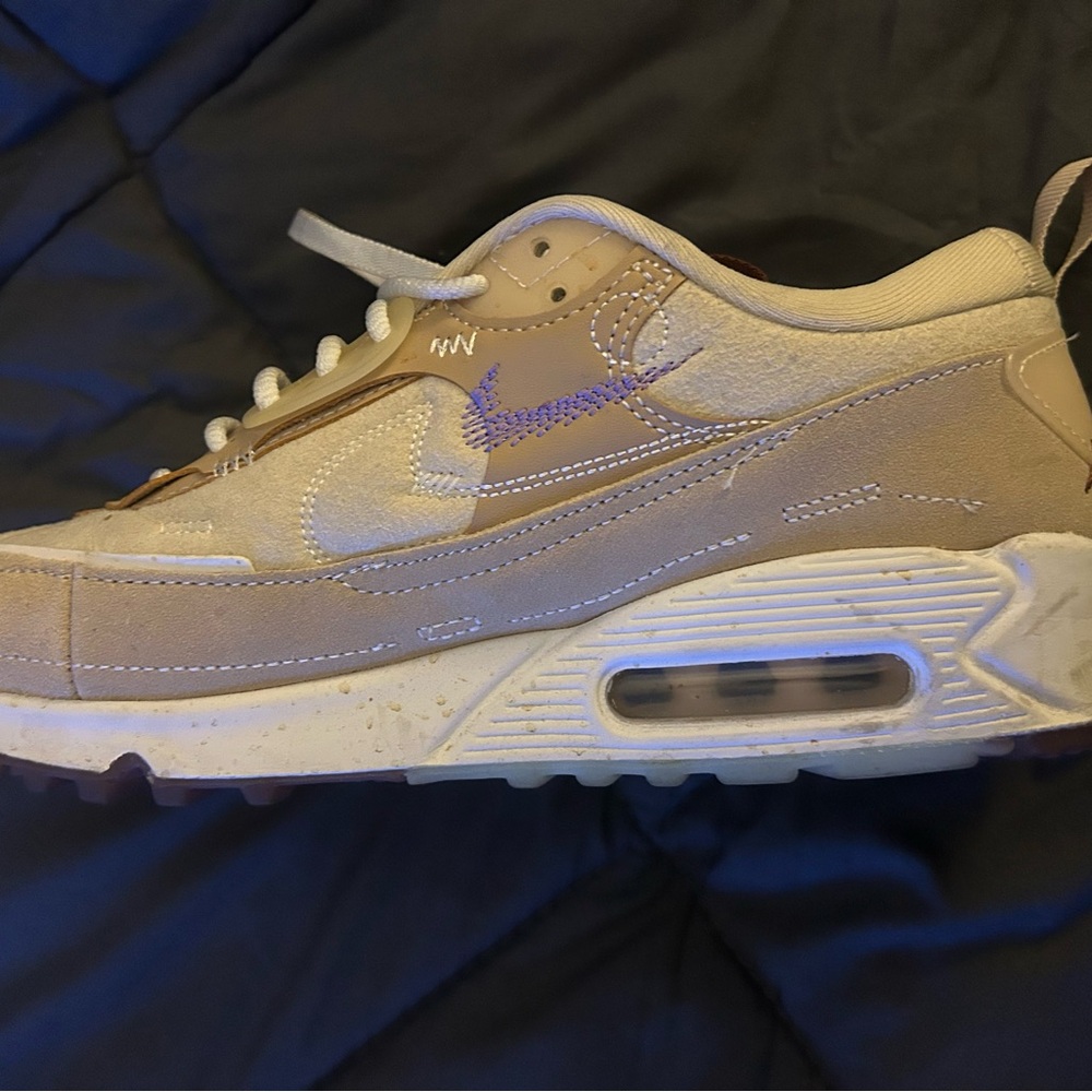 Serena Williams Tan and Creme Nike.